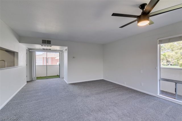 714 Oakmont Avenue 1104, Las Vegas, NV 89109