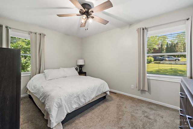 502 E Oak Street, Lake In The Hills, IL 60156