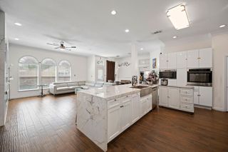 2112 Perry Drive, Mansfield, TX 76063