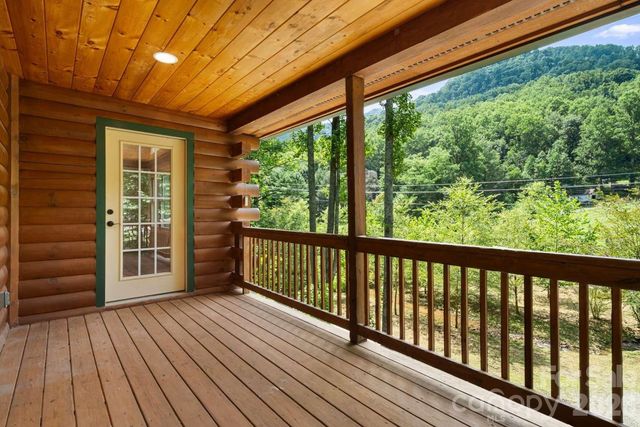 382 Paint Fork Road, Barnardsville, NC 28709