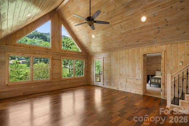 382 Paint Fork Road, Barnardsville, NC 28709