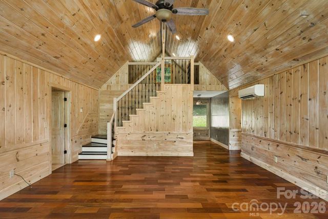 382 Paint Fork Road, Barnardsville, NC 28709