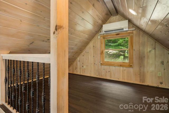 382 Paint Fork Road, Barnardsville, NC 28709