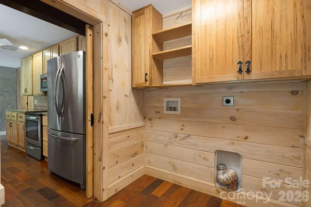 382 Paint Fork Road, Barnardsville, NC 28709