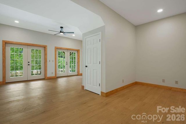 382 Paint Fork Road, Barnardsville, NC 28709
