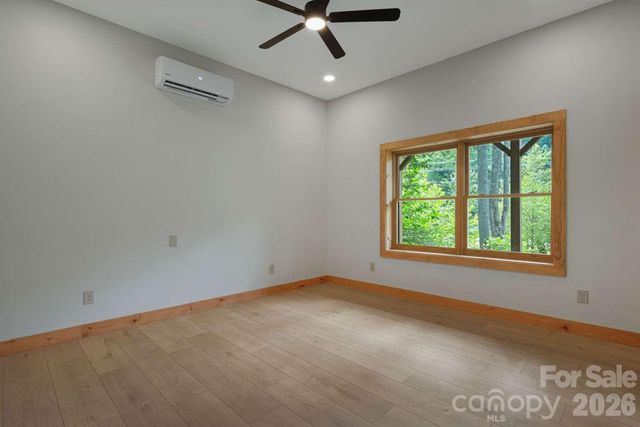 382 Paint Fork Road, Barnardsville, NC 28709