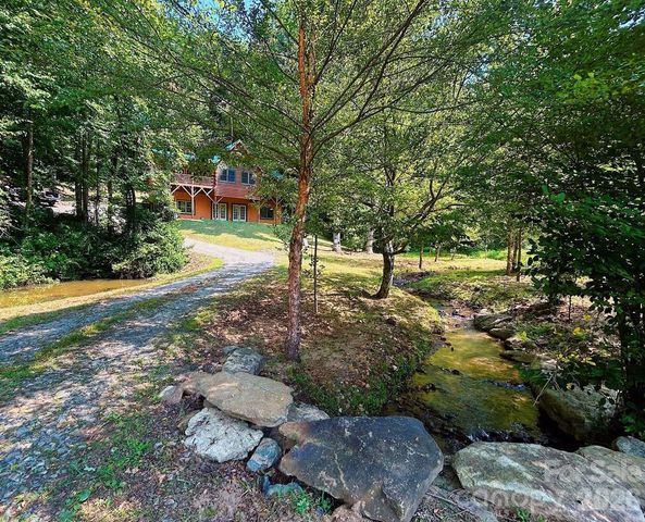 382 Paint Fork Road, Barnardsville, NC 28709