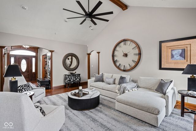 5115 Alyshia Parkway, Bargersville, IN 46106