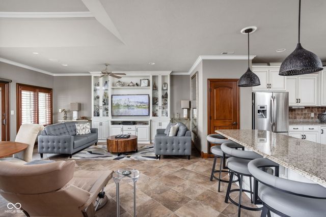 5115 Alyshia Parkway, Bargersville, IN 46106