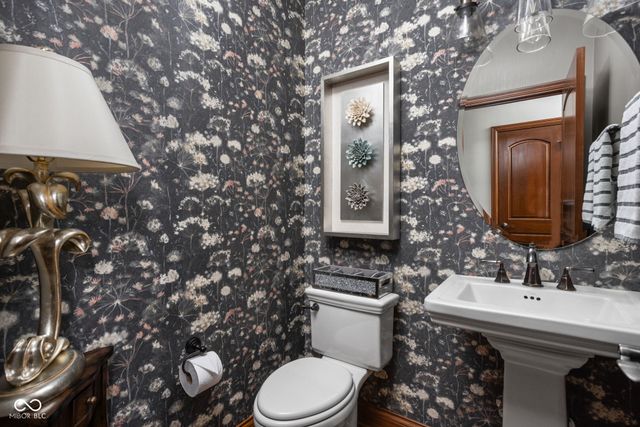 5115 Alyshia Parkway, Bargersville, IN 46106