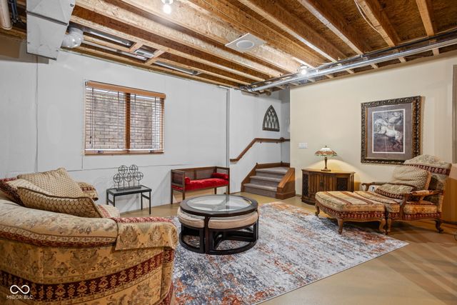 5115 Alyshia Parkway, Bargersville, IN 46106