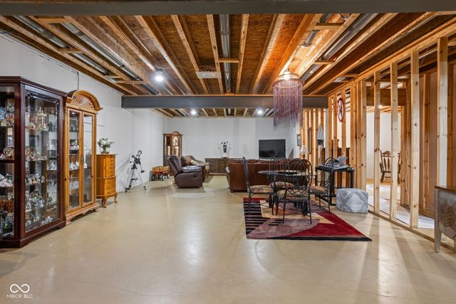 5115 Alyshia Parkway, Bargersville, IN 46106