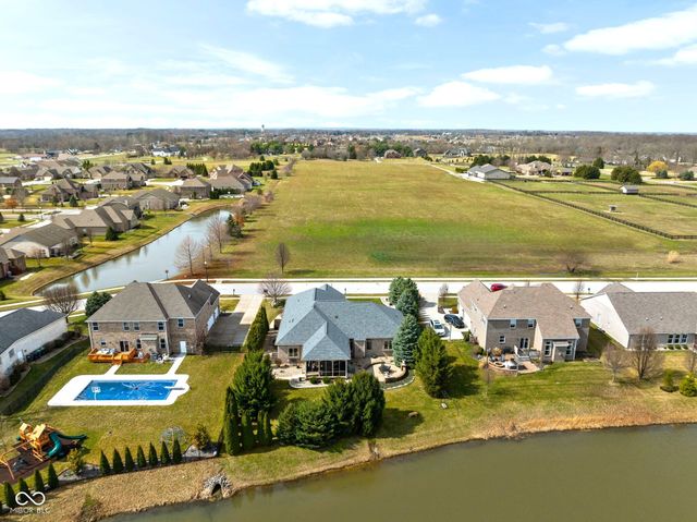 5115 Alyshia Parkway, Bargersville, IN 46106