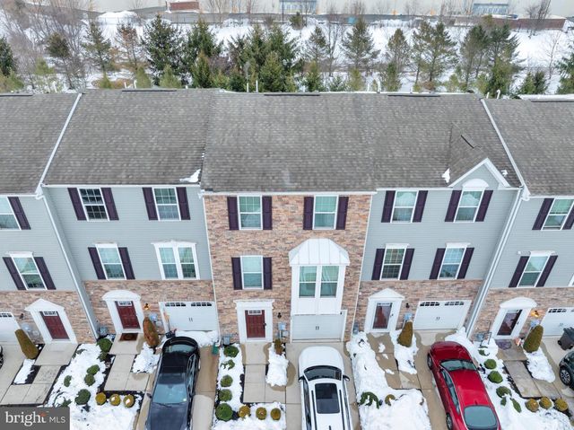 20 FARM FIELD LN, Sicklerville, NJ 08081