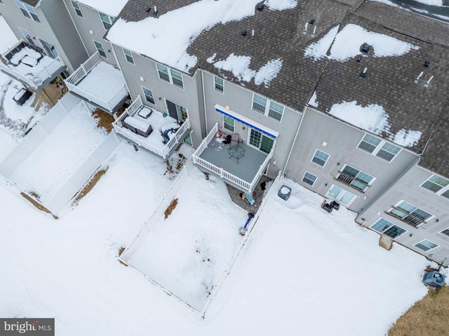 20 FARM FIELD LN, Sicklerville, NJ 08081