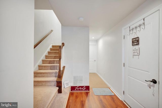 20 FARM FIELD LN, Sicklerville, NJ 08081