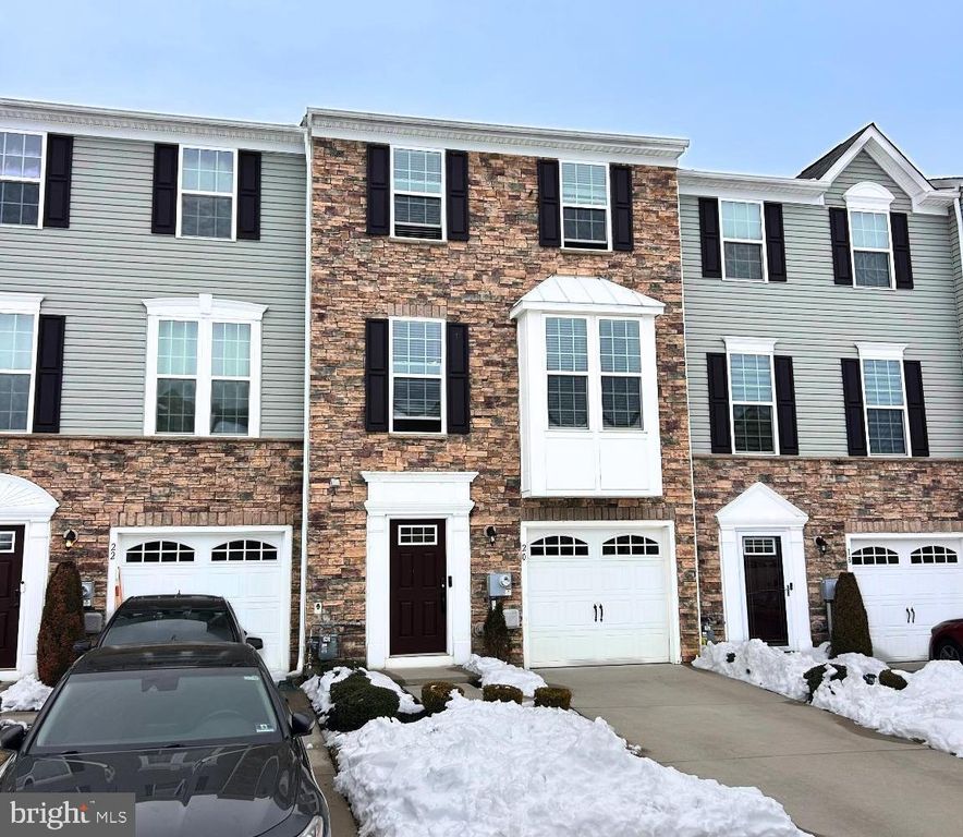 20 FARM FIELD LN, Sicklerville, NJ 08081