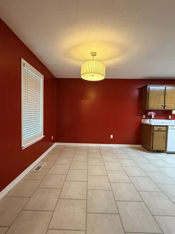 4445 Winton Dr, Antioch, TN 37013