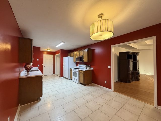 4445 Winton Dr, Antioch, TN 37013