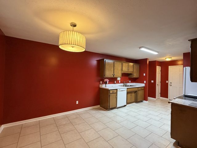 4445 Winton Dr, Antioch, TN 37013