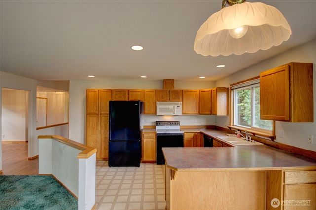 3419 G Avenue, Anacortes, WA 98221