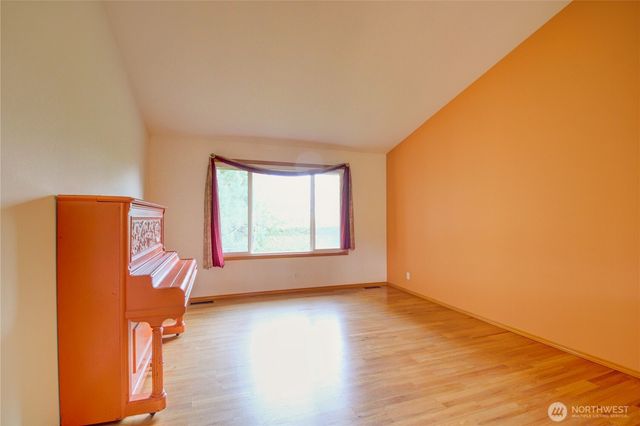 3419 G Avenue, Anacortes, WA 98221