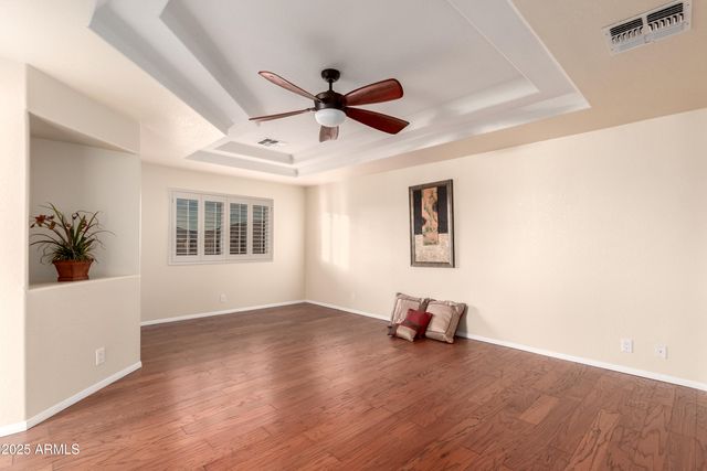 10843 E KILAREA Avenue, Mesa, AZ 85209