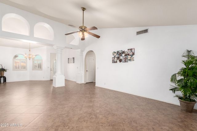 10843 E KILAREA Avenue, Mesa, AZ 85209