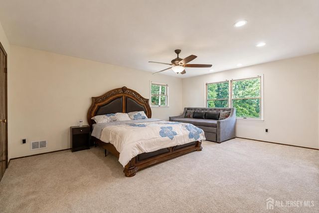 3272 Evergreen Lane, South Plainfield, NJ 07080
