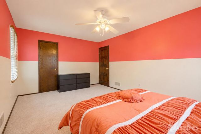 3272 Evergreen Lane, South Plainfield, NJ 07080