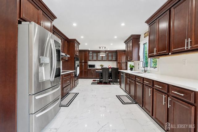 3272 Evergreen Lane, South Plainfield, NJ 07080