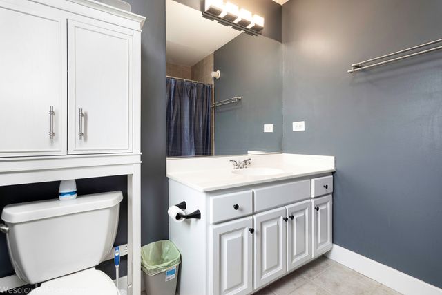 3525 N Pioneer Avenue, Chicago, IL 60634