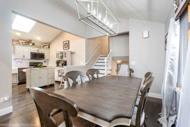 3525 N Pioneer Avenue, Chicago, IL 60634
