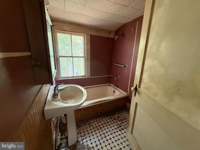 3642 BLUE BIRD LN, Delmar, DE 19940