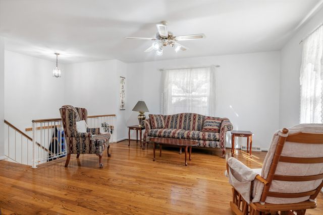 2926 Waxwing CIR, Roanoke, VA 24018