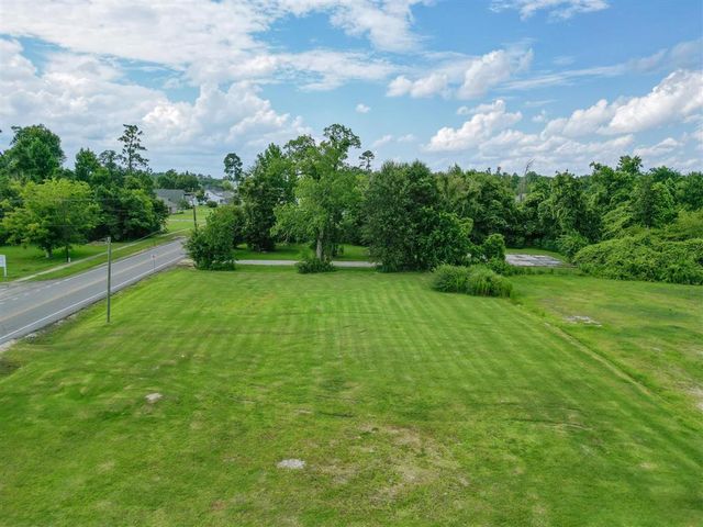 1236 Sam Houston Jones Parkway, Lake Charles, LA 70611