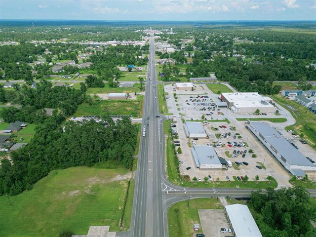 1236 Sam Houston Jones Parkway, Lake Charles, LA 70611