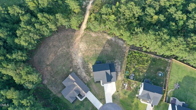 180 Edes Court, Cameron, NC 28326
