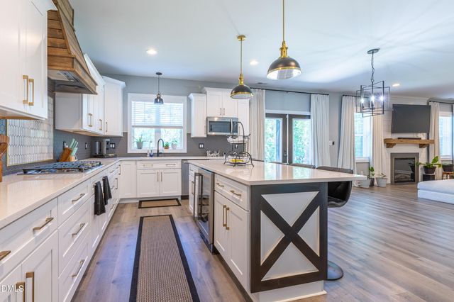 180 Edes Court, Cameron, NC 28326