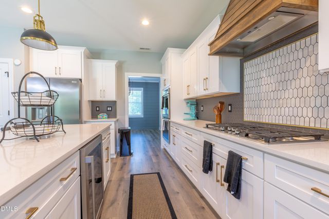 180 Edes Court, Cameron, NC 28326