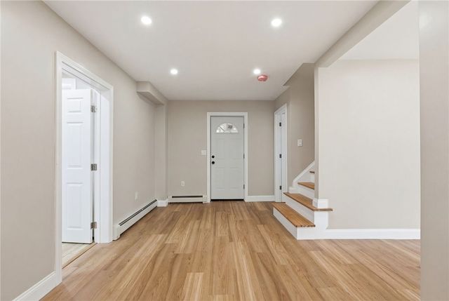 72 Stowe Avenue, East Providence, RI 02915