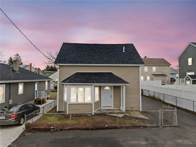 72 Stowe Avenue, East Providence, RI 02915