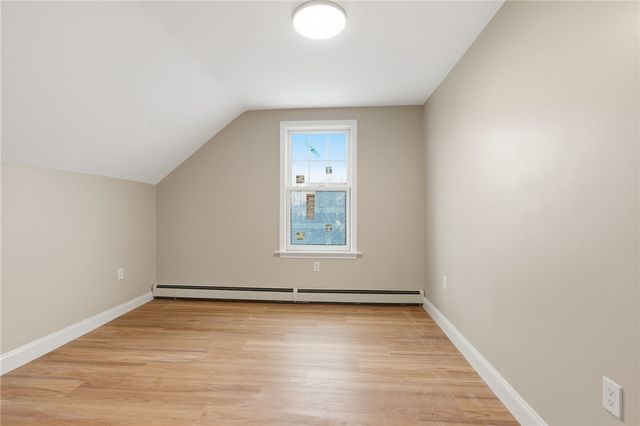 72 Stowe Avenue, East Providence, RI 02915