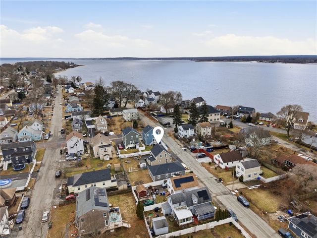 72 Stowe Avenue, East Providence, RI 02915