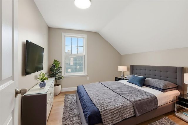 72 Stowe Avenue, East Providence, RI 02915