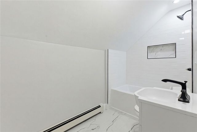 72 Stowe Avenue, East Providence, RI 02915