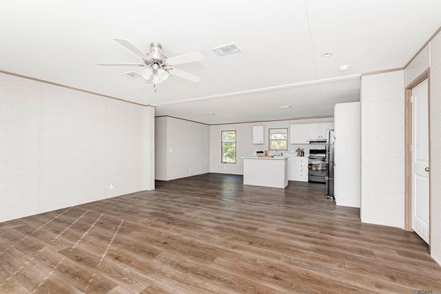 8181 Woodmen Ln, Ventress, LA 70783