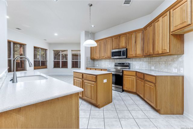 18803 Millhollow, San Antonio, TX 78258