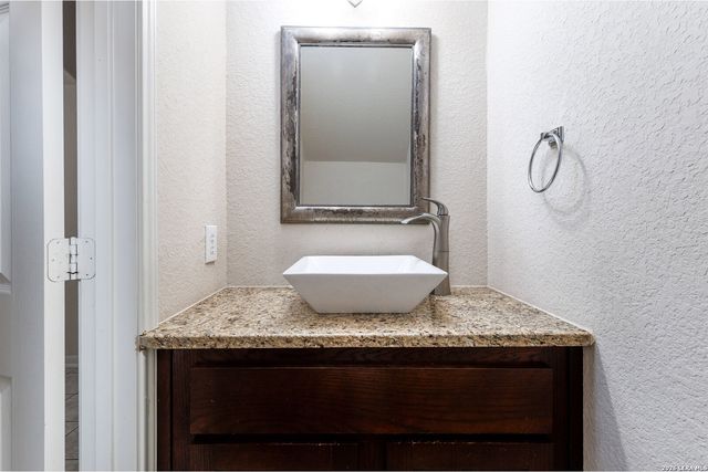 18803 Millhollow, San Antonio, TX 78258