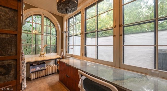 10494 Lake Shore Boulevard, Bratenahl, OH 44108